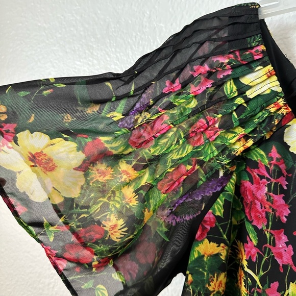 Floral Black Midi Dress - Picture 5 of 9